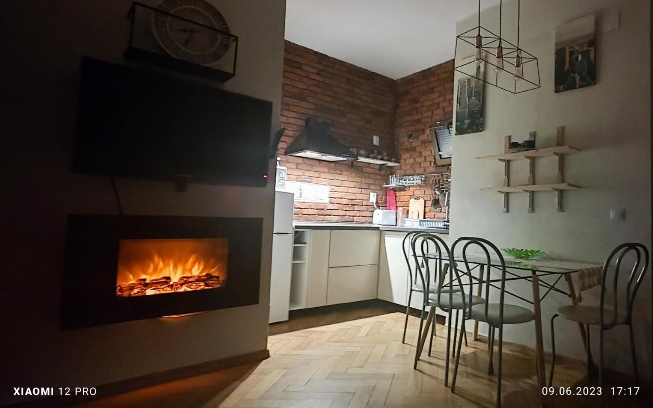 דירות בראשוב Old Town Cozy Flat חדר תמונה